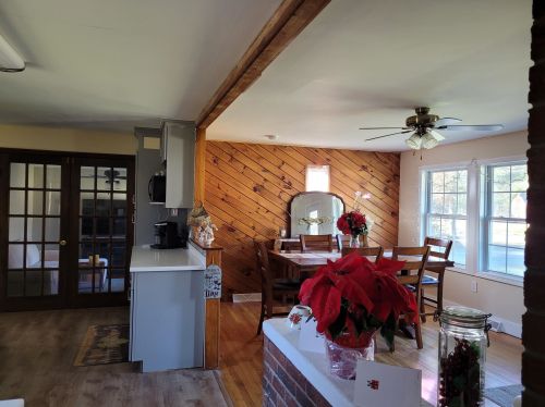 158 Meetinghouse Rd, Hinsdale, NH 03451-2023