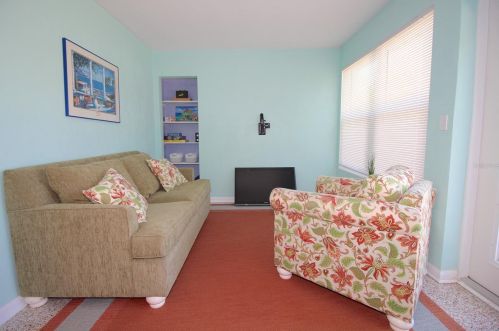 100 Golfview Ln, Ormond Beach FL  32176-5428 exterior