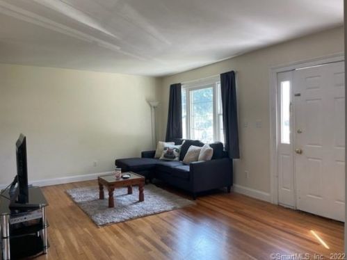 284 Indian Field Rd, Bridgeport CT  06606-1717 exterior