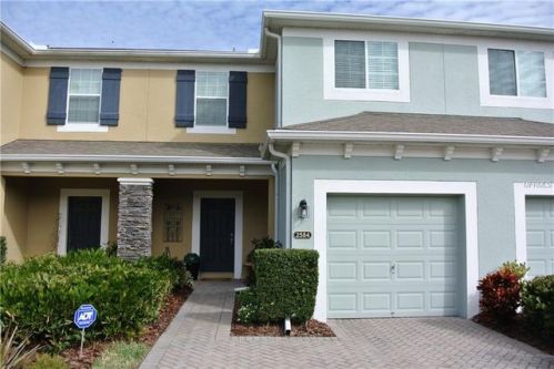 2584 River Landing Dr, Sanford, FL 32771-9509