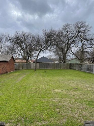 324 Texas St, Cedar Hill TX 75104-2610 exterior