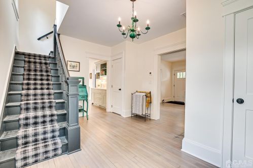 24 William St, Metuchen NJ  08840-1822 exterior