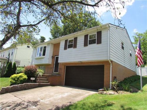 398 Herman Ln, Greenock, PA 15047-1113