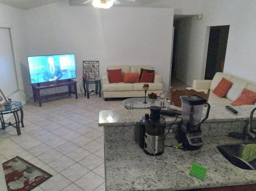 5638 Piney Ridge Dr, Orlando, FL 32808-4872