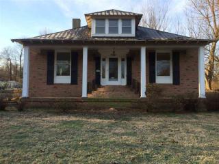 410 Hopkinsville St, Princeton, KY 42445-2225