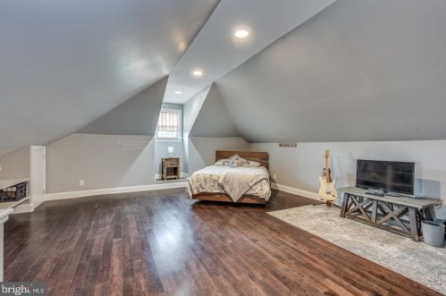 220 Prospect St, Camden NJ  08109-2613 exterior