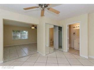 6615 1st Ct, Hollywood FL  33023-1206 exterior