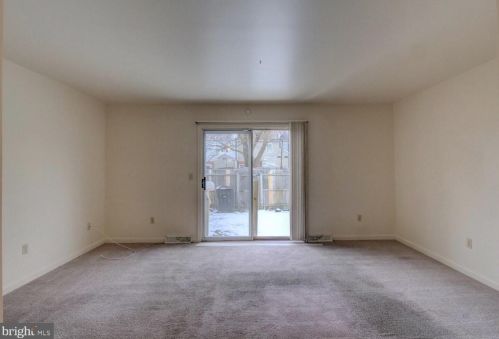 119 Holmes St, Dover DE 19901-8405 exterior