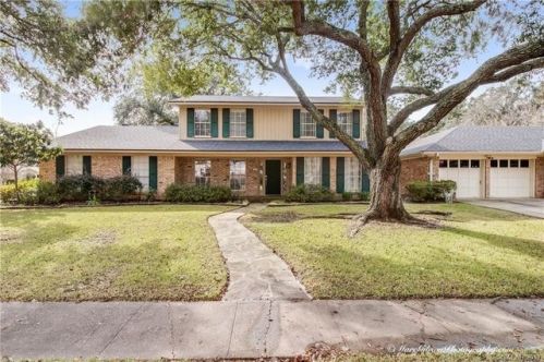 1502 Carmel Dr, Shreveport, LA 71105-5014