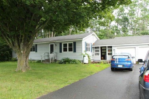 742 Brattleboro Rd, Hinsdale, NH 03451-2359