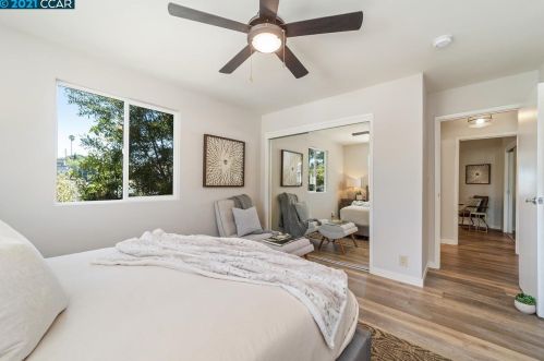 1347 26 St, Oakland CA 94606-3243 exterior