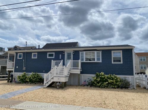 229 Ocean Bay Blvd, Lavallette, NJ 08735-1621