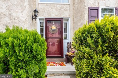 533 Clearview Dr, Souderton, PA 18964-2284