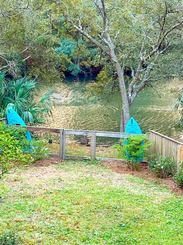 906 Ebbtide Way, Mount Pleasant SC  29464-2641 exterior