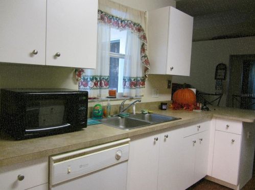 2815 Menard Dr, Deland FL 32720-8728 exterior