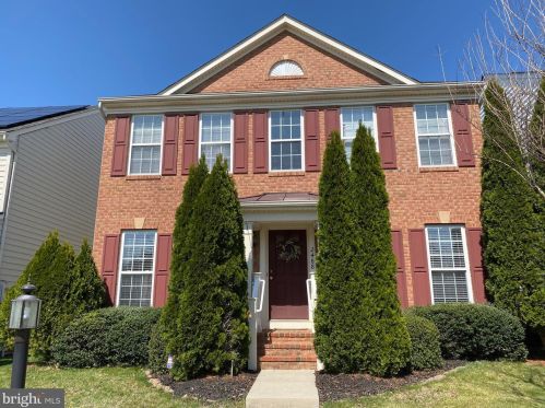 2488 Port Potomac Ave, Woodbridge VA  22191-3069 exterior