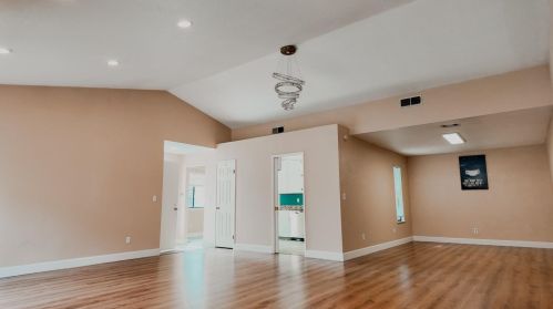 7229 Sutherland Way, Elk Grove CA  95758-4415 exterior