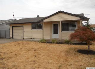 1565 Rainier Rd, Woodburn, OR 97071-2315