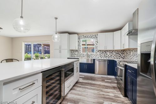 2704 Sanibel Blvd, Saint James City FL  33956-2232 exterior