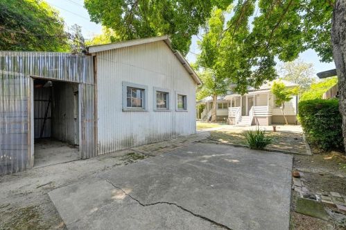 757 1st St, Woodland CA  95695-4805 exterior