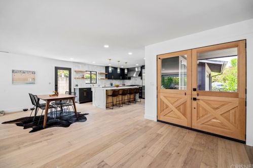 5254 Buffalo Ave, Van Nuys CA  91401-5929 exterior