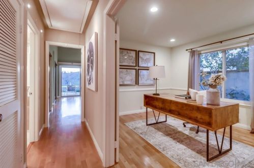 10370 Viacha Dr, San Diego CA  92124-3411 exterior