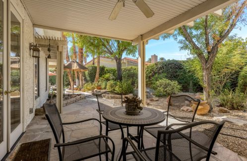 32 Lincoln Pl, Rancho Mirage CA  92270-1970 exterior