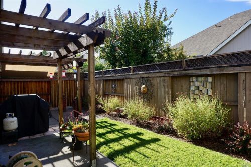 840 Glen Miller Dr, Windsor CA  95492-7532 exterior