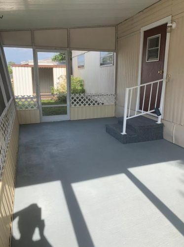 125 Cypress Dr, De Bary, FL 32713-9753