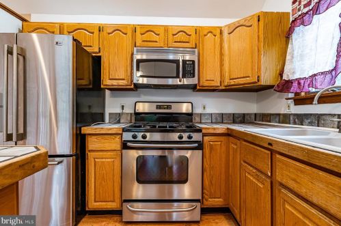 4940 Skippack Pike, Collegeville PA  19473-2049 exterior