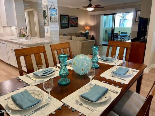 2043 Majorca Dr, Oxnard CA exterior