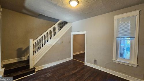 5713 Chew Ave, Philadelphia PA  19138-1715 exterior