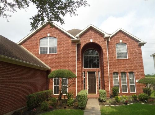 1423 Pine Mills Dr, Richmond, TX 77469-6145