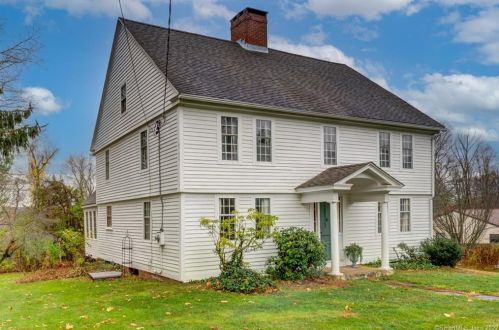 35 Smith St, Middletown CT  06457-1740 exterior