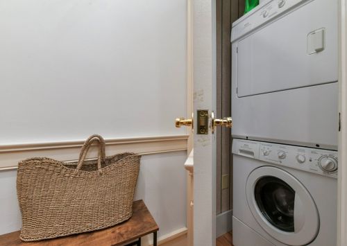 32 Fairfield St, Boston MA  02116 exterior