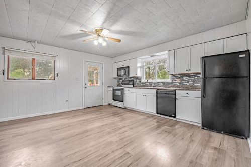518 7 St, Jeannette PA  15644-1703 exterior