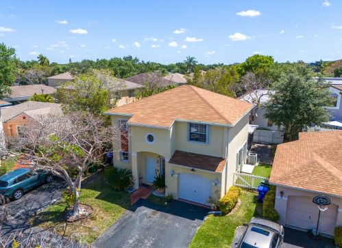 11728 12th St, Hollywood FL  33026-3841 exterior