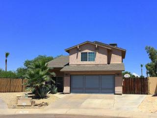 3840 Camino Del Rio, Glendale, AZ 85310-4115