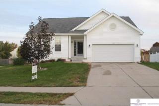 16305 Sherwood Ave, Omaha NE  68116-7501 exterior