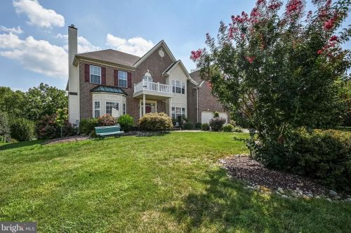6 Lara Ln, Wilmington, DE 19808-7903