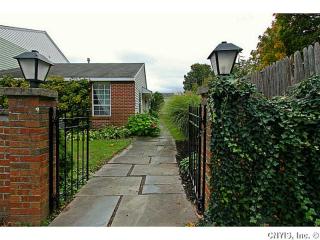 105 Thompson St, Fville, NY 13066-1909