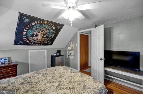 349 Chestnut St, Pottstown PA  19464-5638 exterior