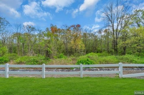 167 Robertson Way, Lincoln Park NJ  07035-1851 exterior