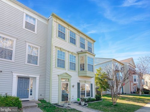 1156 Cypress Tree Pl, Herndon, VA 20170-4130