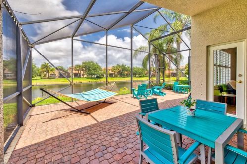 1638 Triangle Palm Ter, Naples FL  34119-3397 exterior