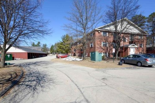 12 Side Dr, Concord NH  03301-5402 exterior