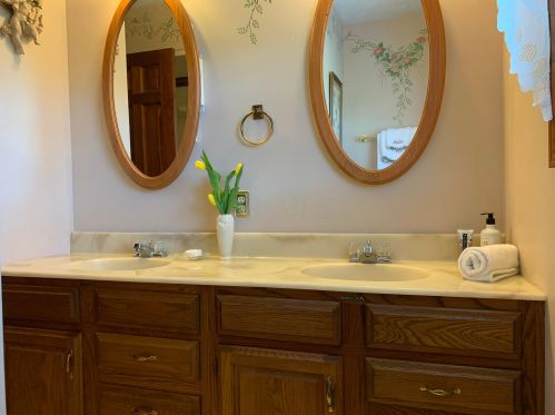 705 Millstone Ln, Mount Vernon OH  43050-4753 exterior