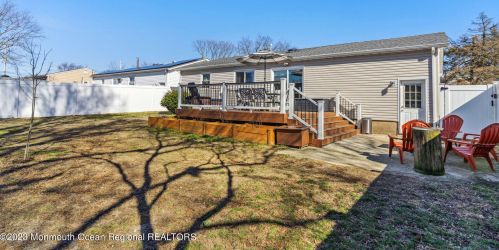 542 California Ave, Bricktown NJ 08724-1402 exterior