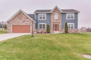 8579 Chaucer Cir, Bristol, WI 53104-9599