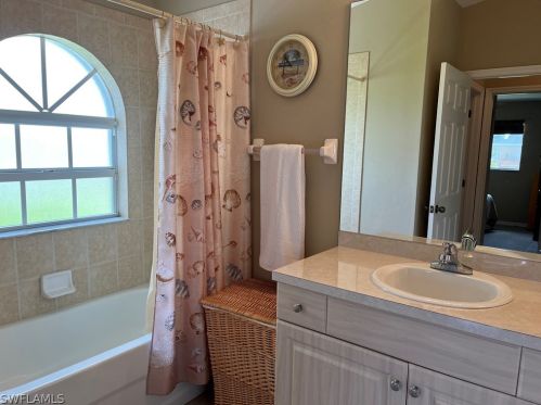 413 17th Pl, Cape Coral FL  33909-2205 exterior